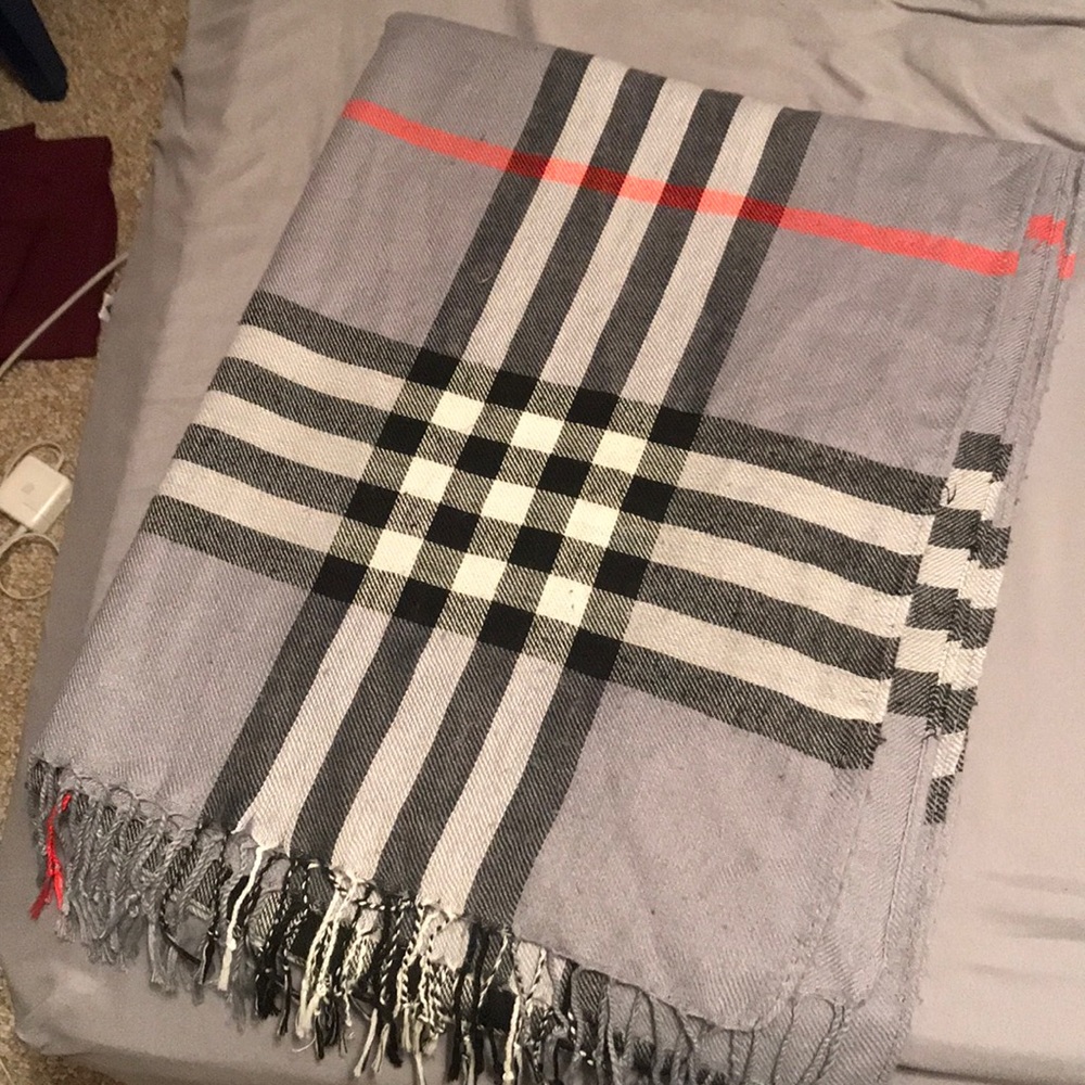 Plaid scarf
